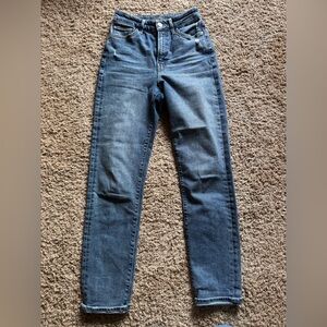 ✨ Mavi Distressed Skinny Jeans — Estimated Size 2 / 26 ✨